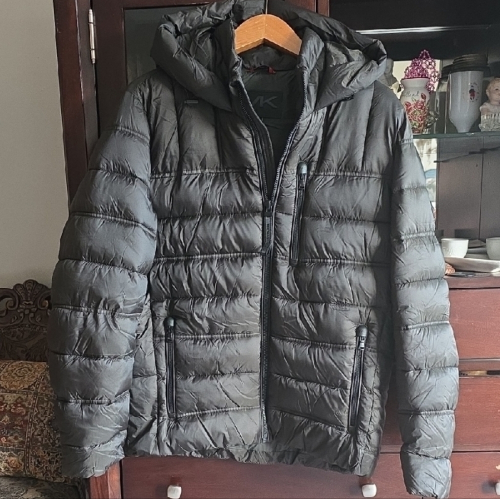 SALE NWOT Men's Michael Kors Dark Olive Puffer Jacket Never Worn Brand New